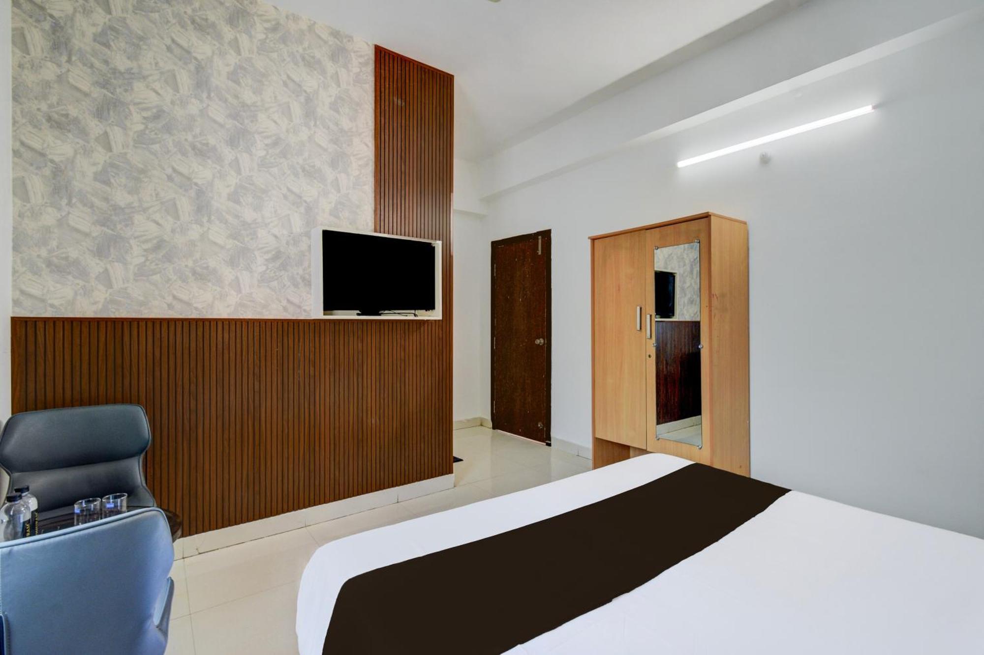 Hotel O Bee Oak Gachibowli Zewnętrze zdjęcie